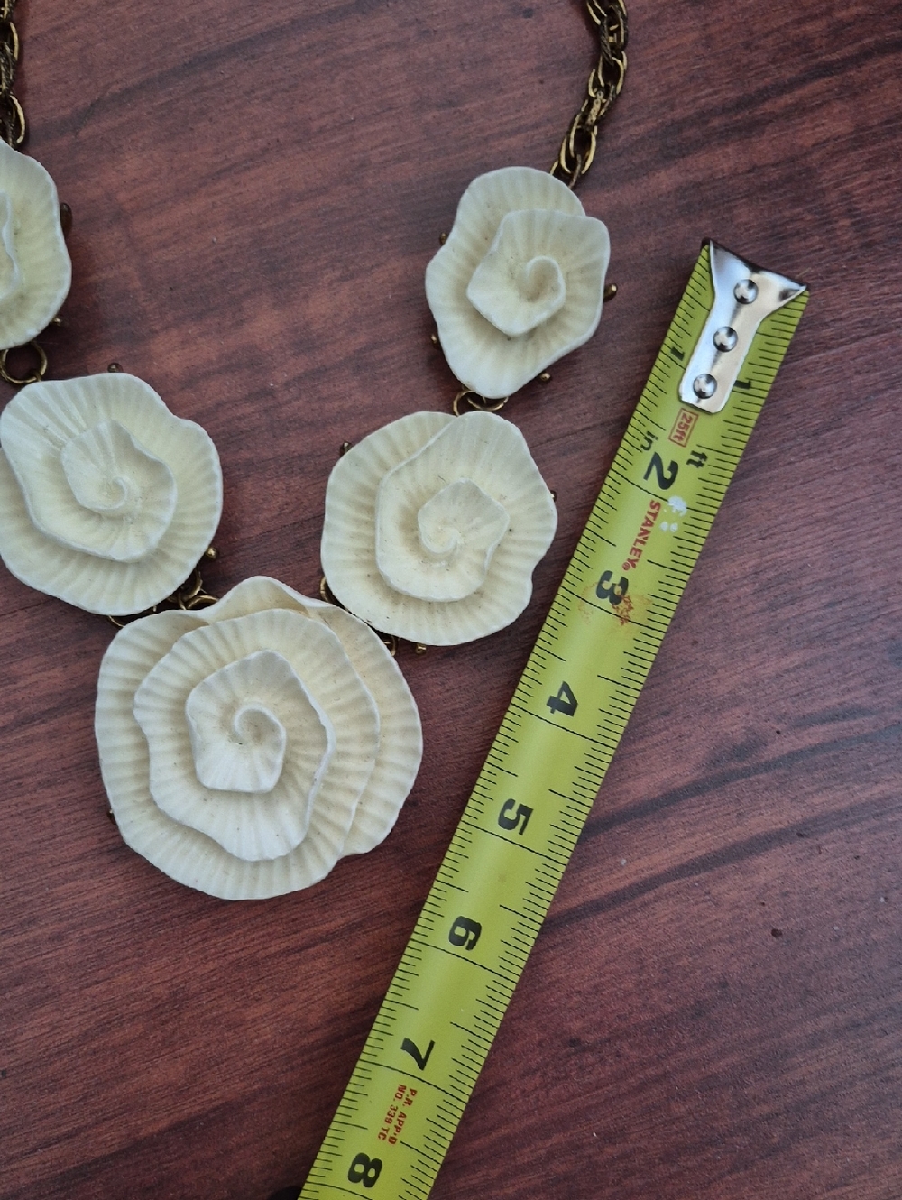 Vintage Ivory Color Resin Flower Floral  Statement Necklace Boho Festival Fairy - Picture 3 of 6